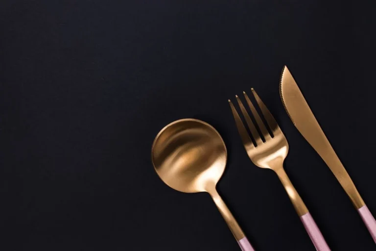 Gold flatware sets